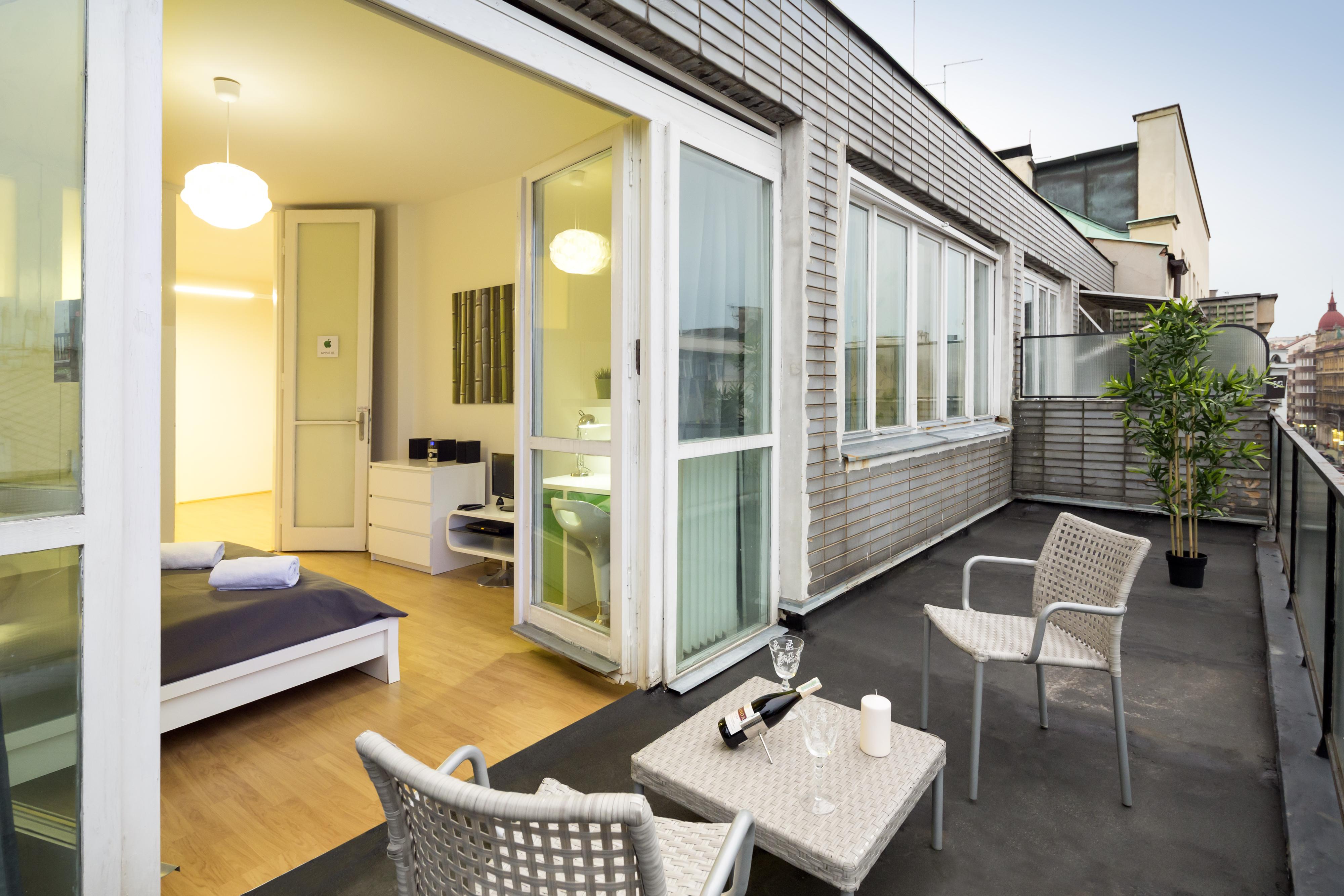 นิว ทาวน์ - แอปเปิ้ล อพาร์ตเมนต์ Apartment ปราก ภายนอก รูปภาพ