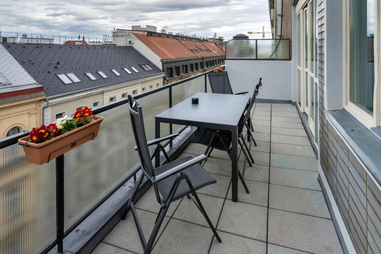 นิว ทาวน์ - แอปเปิ้ล อพาร์ตเมนต์ Apartment ปราก ภายนอก รูปภาพ