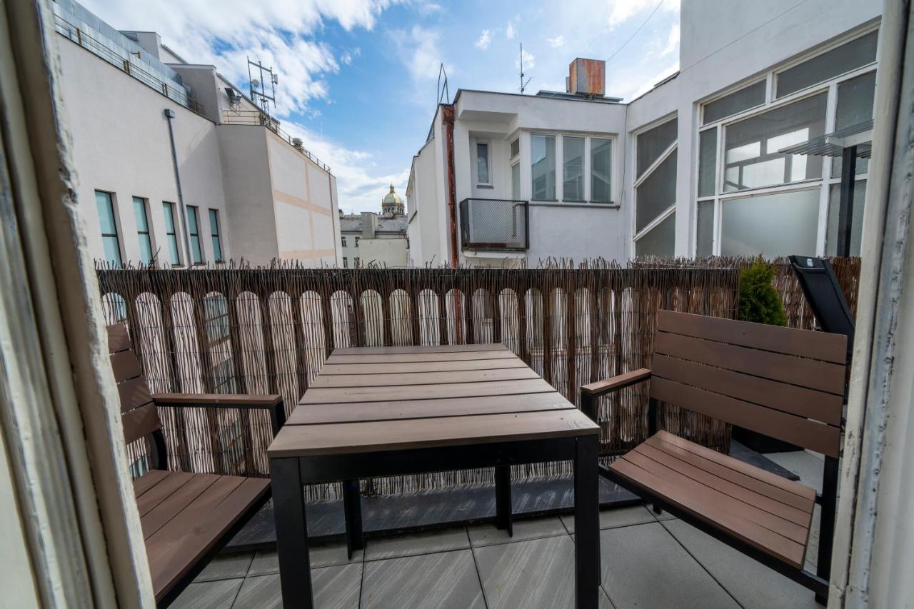 นิว ทาวน์ - แอปเปิ้ล อพาร์ตเมนต์ Apartment ปราก ภายนอก รูปภาพ