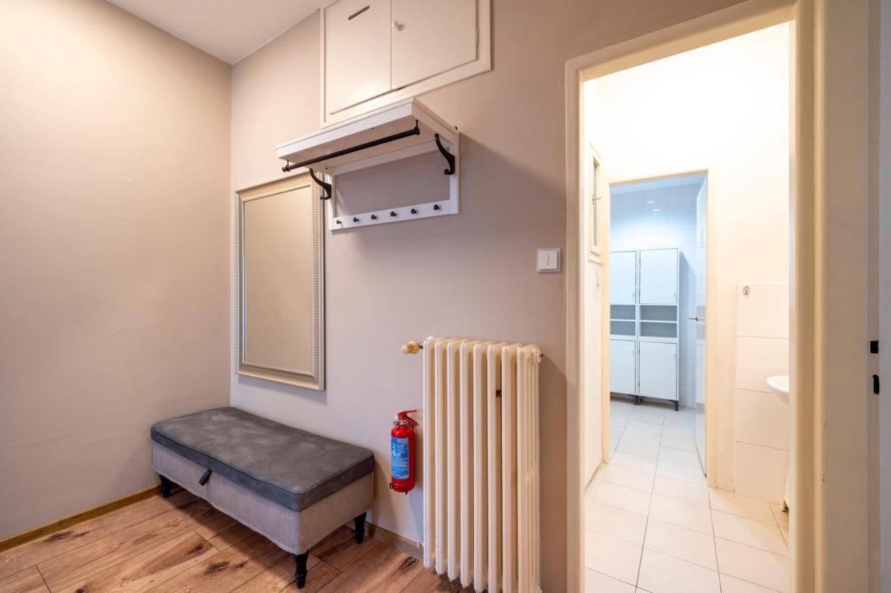 นิว ทาวน์ - แอปเปิ้ล อพาร์ตเมนต์ Apartment ปราก ภายนอก รูปภาพ