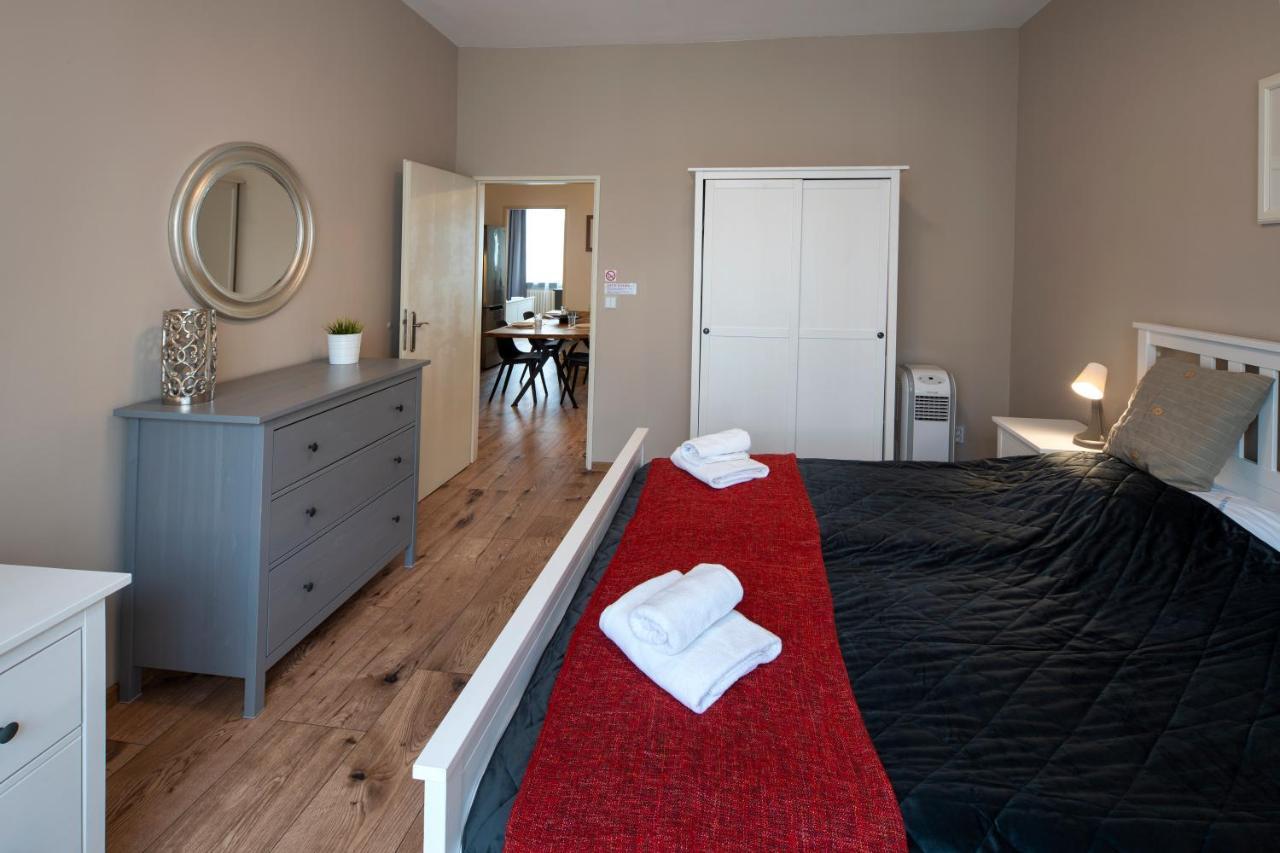 นิว ทาวน์ - แอปเปิ้ล อพาร์ตเมนต์ Apartment ปราก ภายนอก รูปภาพ